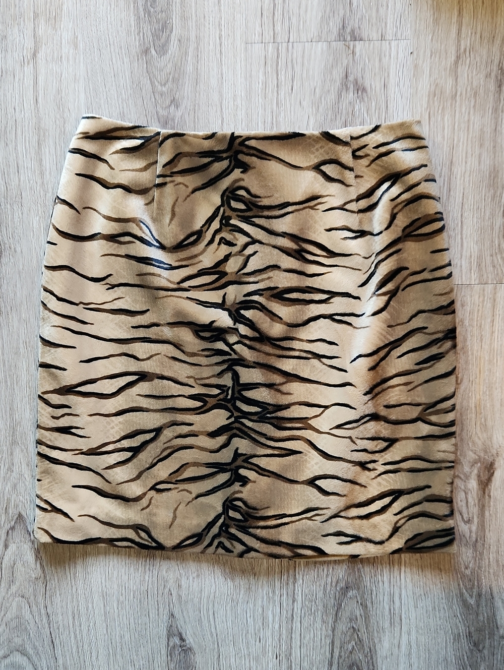 Vintage Apostrophe Tan Mini Skirt with Black Tiger Print
